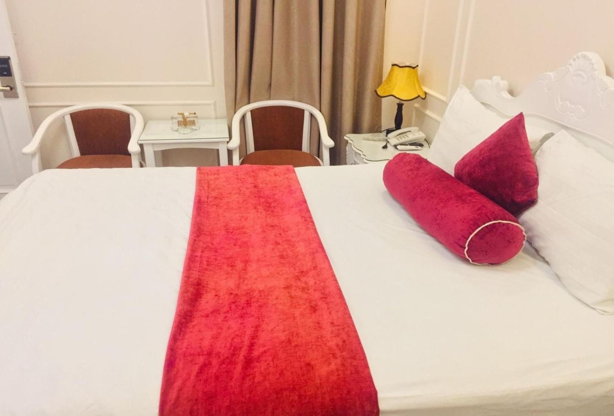 Khai Hung Hotel Binh Chanh Хошимін Екстер'єр фото